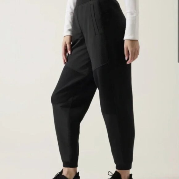 NWT ATHLETA Get Set Hybrid Jogger - Picture 4 of 9